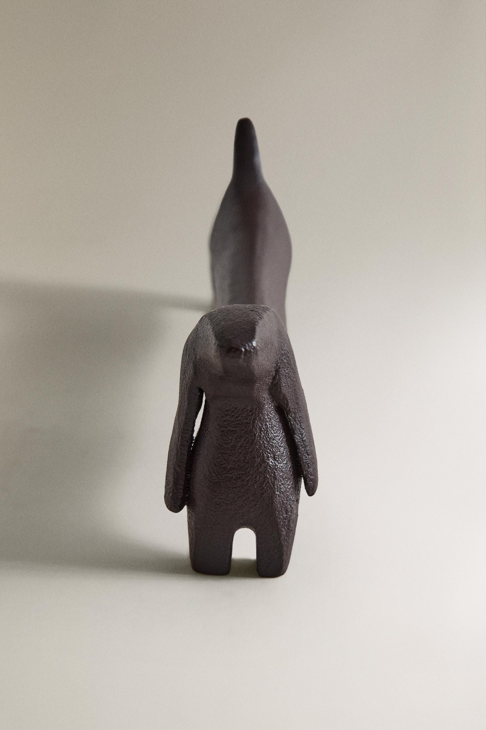 PETIT CHIEN DÉCORATIF TECKEL